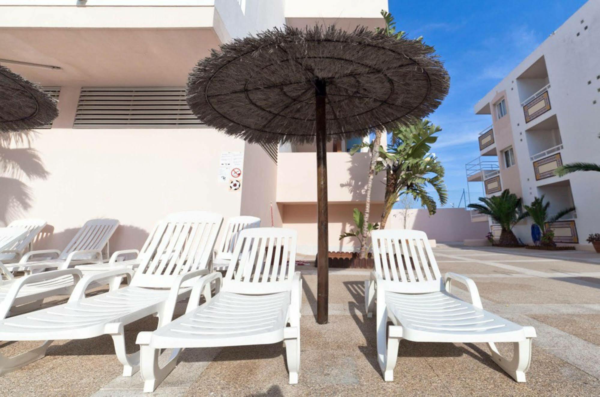 Apartamentos Vibra Tropical Garden Figueretas 외부 사진